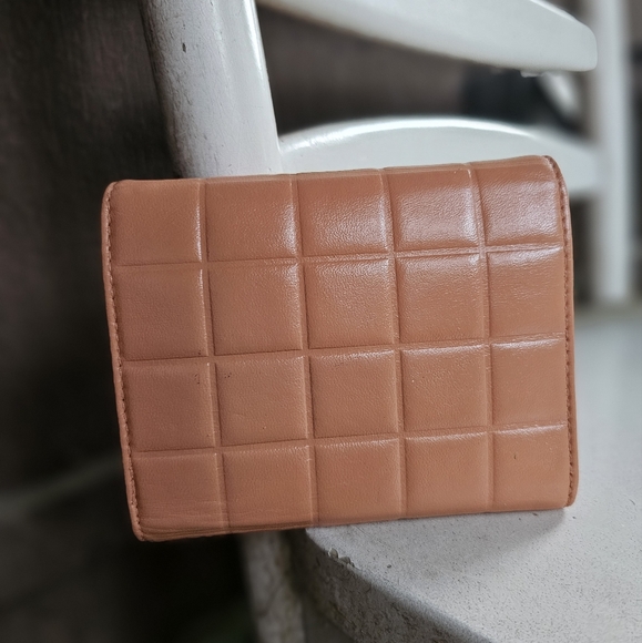 Chanel Vintage Chocolate Bar Trifold Wallet - Picture 3 of 17